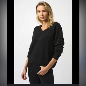 Dreamers Black V-Neck Sweater